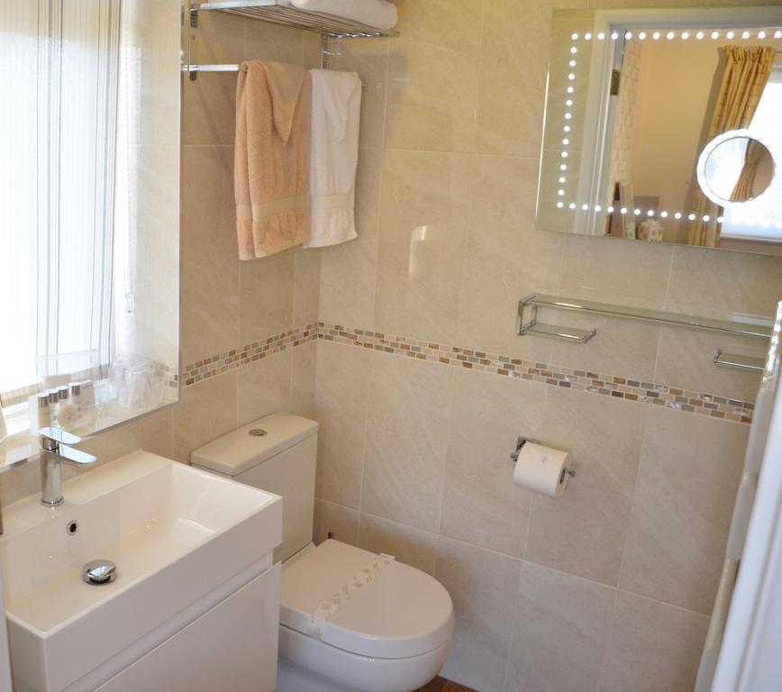 Abbots Lee - Adults Only Bed & Breakfast Челтнъм Екстериор снимка